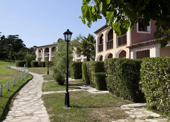 Apartment Les Parcs De - Maeva - 5 Personnes - Confort Mae-0295 Grimaud